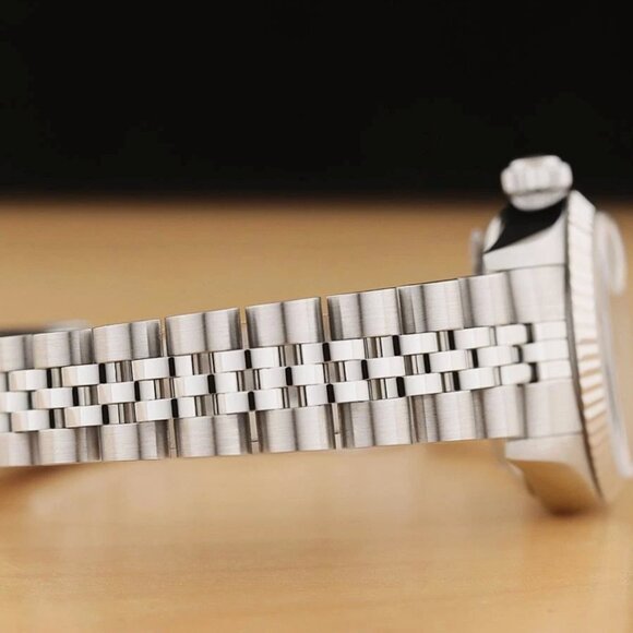 Sale! Rolex Ladies Mother of Pearl 18k Gold Watch main image 4